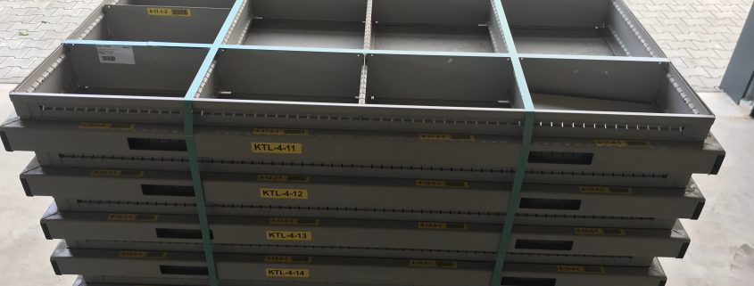 Hänel Lean Lift Tablare mit Rahmen und Teilern