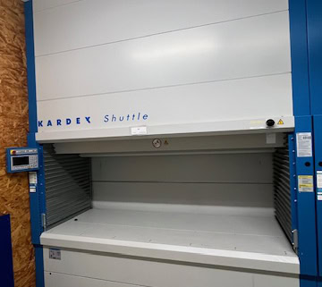 Kardex_Shuttle_XP500-2450x864_Pos.253_ Bild1